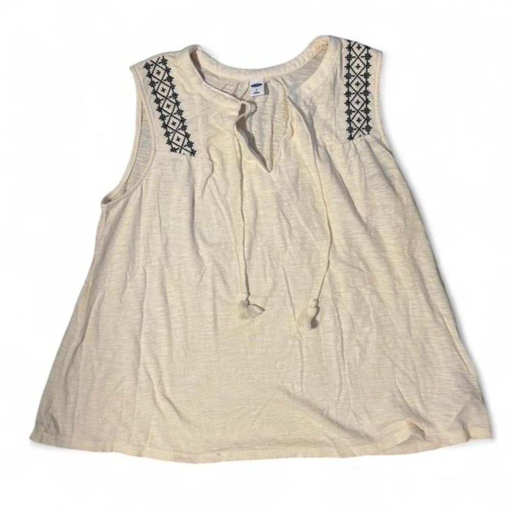 NWT Cream Embroidered Tank Top. Sz. Smalll